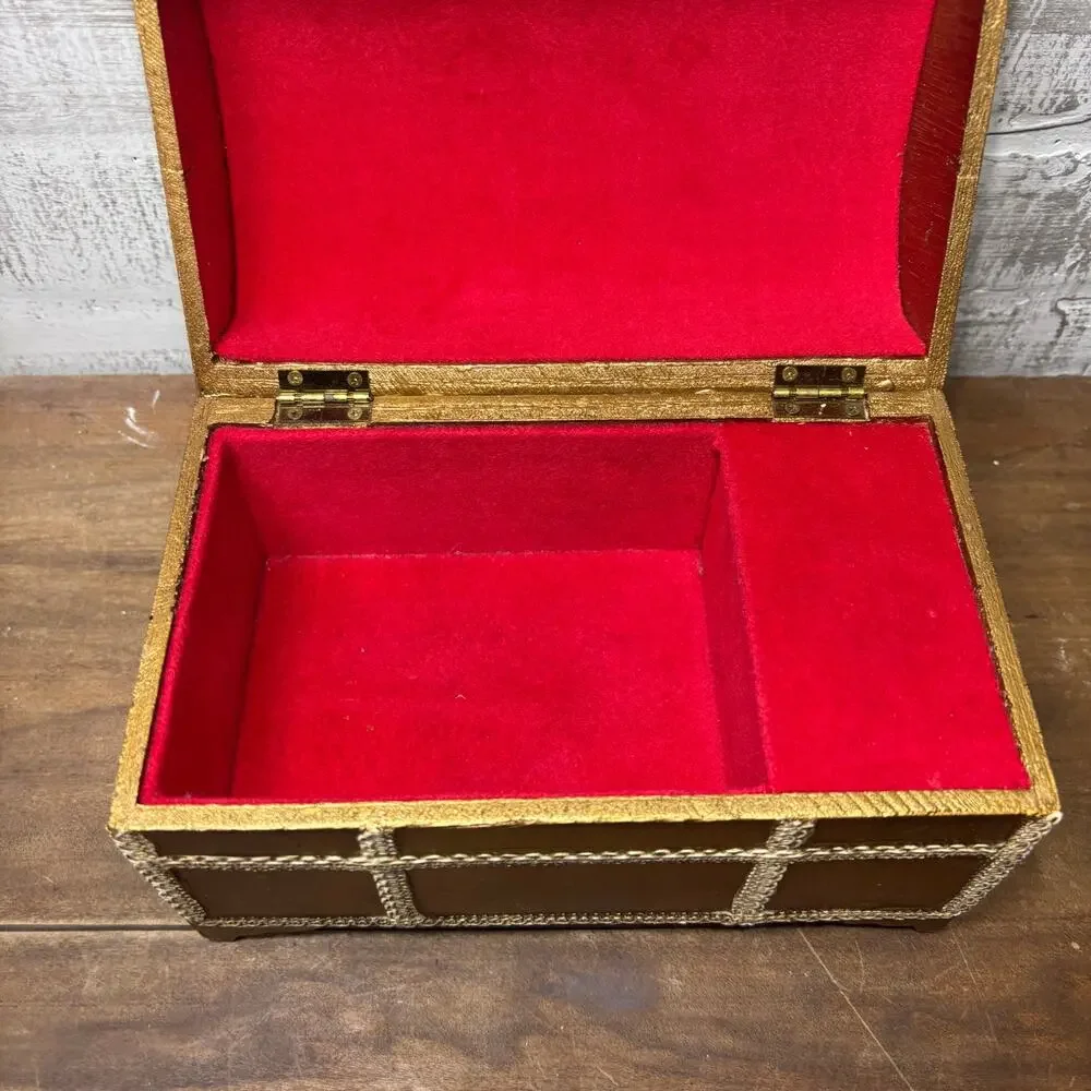 Post Furnishings vintage dome